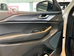 جیپ گراند شیرۆکی